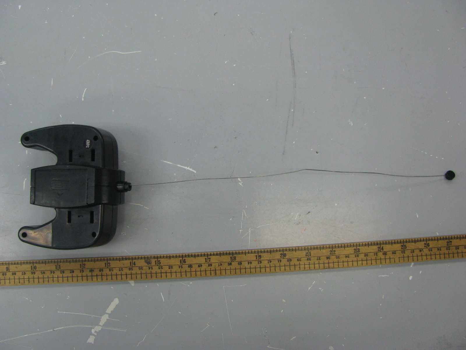 Toy-R/C Savage Car (Toy-R/C Street Savage Car) - FCC ID ZDPAMISON110249 - Amison Photoelectricity Technology Development CO.LTD. (3)