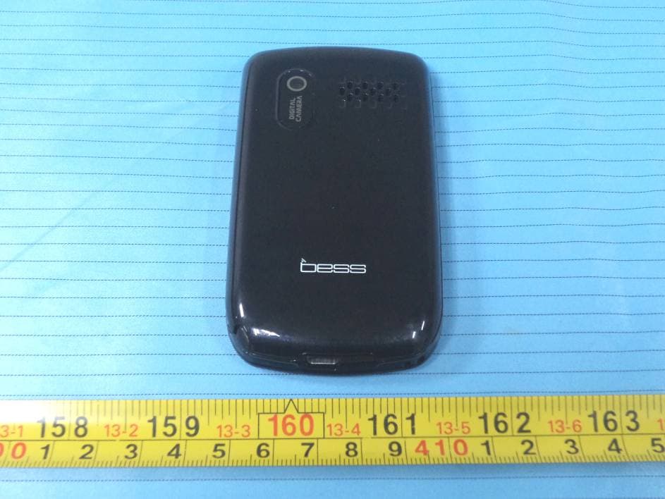 Mobile Phone - FCC ID ZE6M900T - Bess Mobile HK, Limited (3)