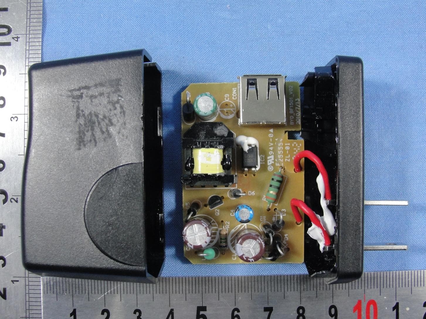 Quad-Band GSM/GPRS/EDGE and Tri-Band WCDMA/HSDPA/HSUPA Mobile Phone - FCC ID ZEN0020241907 - INQ Mobile Ltd (3)