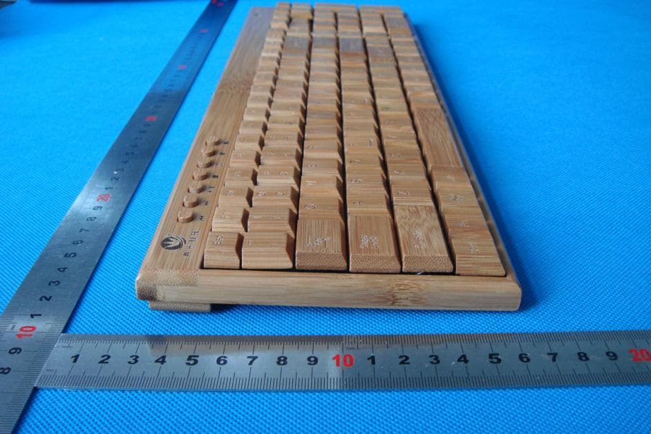 Wireless Keyboard - FCC ID ZEQJQKB - JIANGXI TONGGU JIANGQIAO TIMBER&BAMBOO INDUSTRY COMPANY.LTD (3)