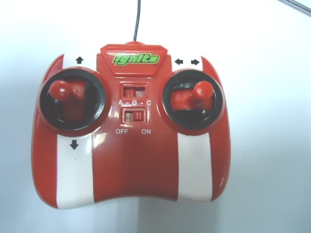 27 MHz WIRELESS REMOTE CONTROL TRANSMITTER - FCC ID ZEZ3151T27 - MTMS (HK) LIMITED