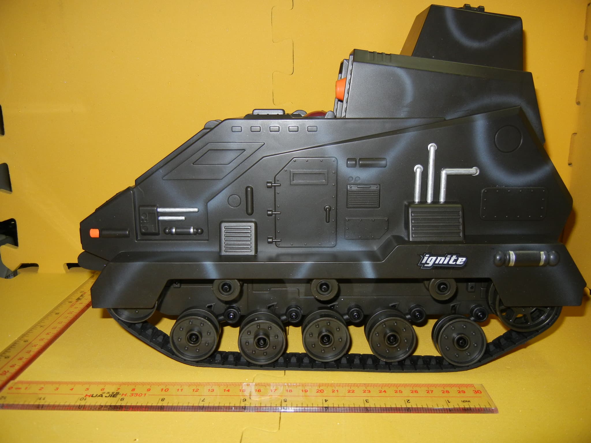 49.82-49.90 MHz WIRELESS REMOTE CONTROL TOY- RX - FCC ID ZEZB1375R49 - MTMS (HK) LIMITED