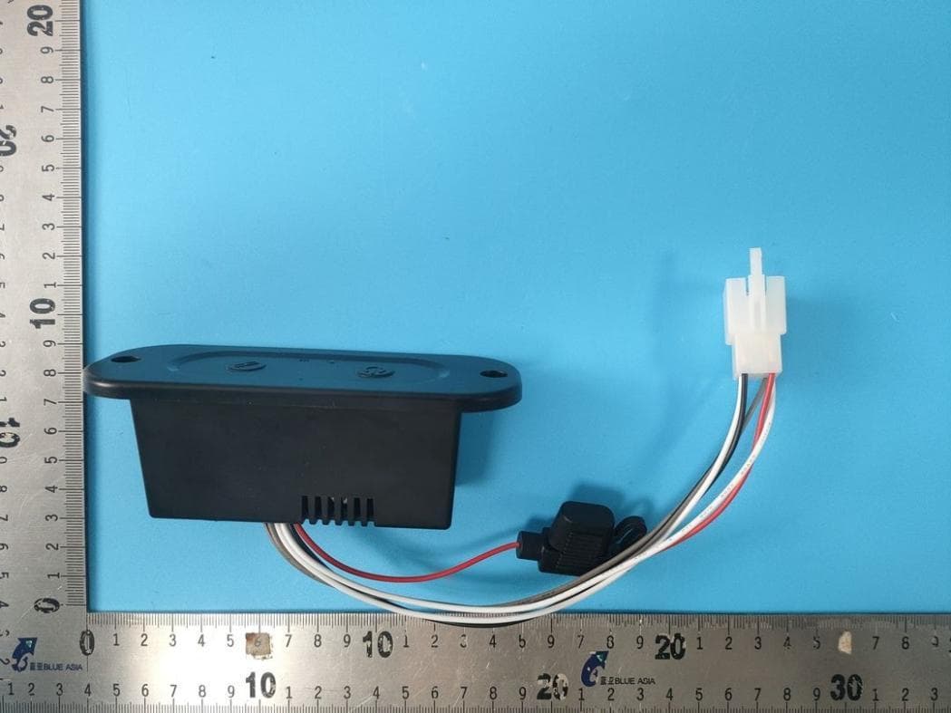 BLUETOOTH RECEIVER AMPLIFIER - FCC ID ZGM-LSBT1B-AMP - Magnadyne Corporation (3)
