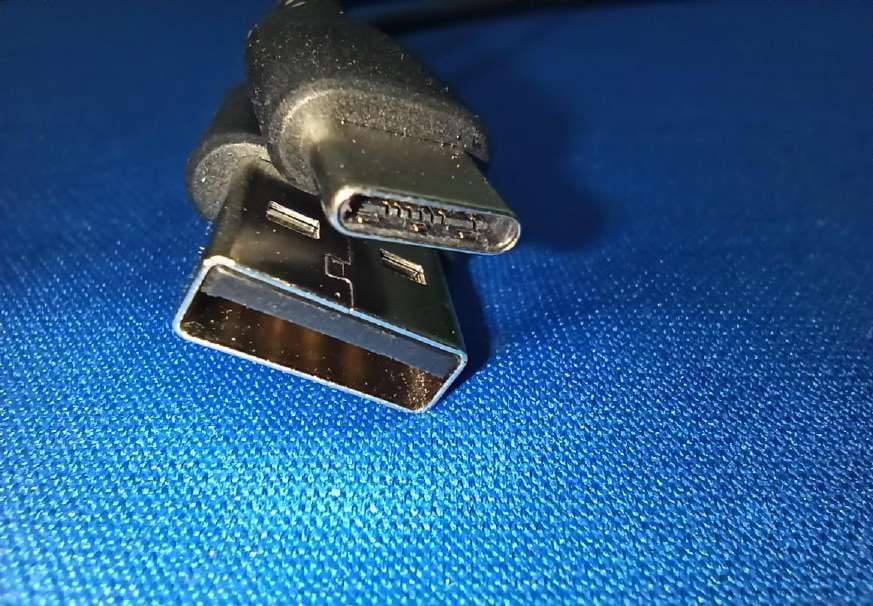 Wireless Headset - FCC ID ZHK-HS34 - SteelSeries ApS (2)