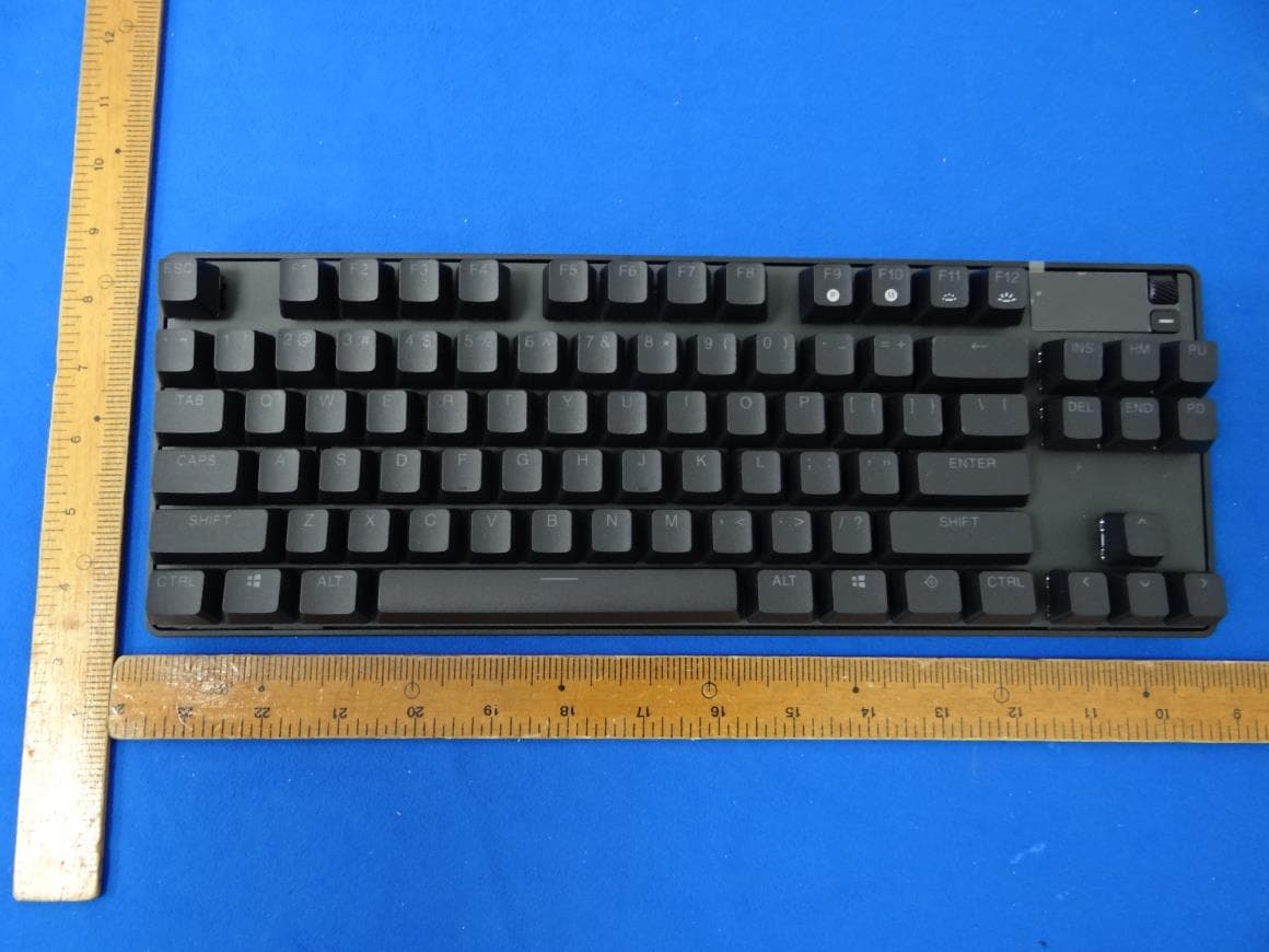 Wireless Keyboard - FCC ID ZHK-KB19 - SteelSeries ApS (3)