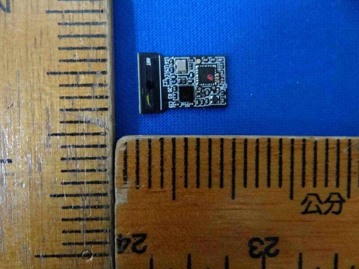 Transceiver - FCC ID ZHK-M00022TX - SteelSeries ApS (2)