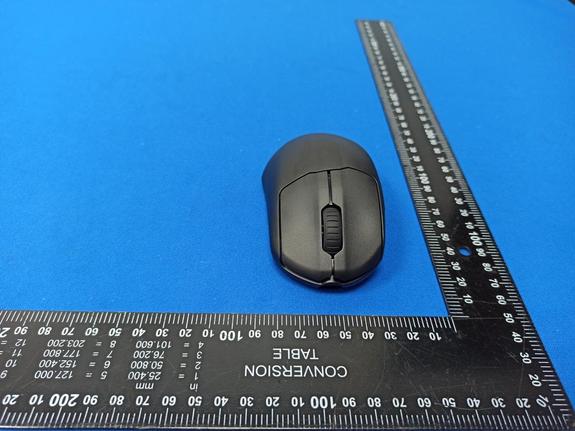 Wireless Mouse - FCC ID ZHK-M00027 - SteelSeries ApS (5)