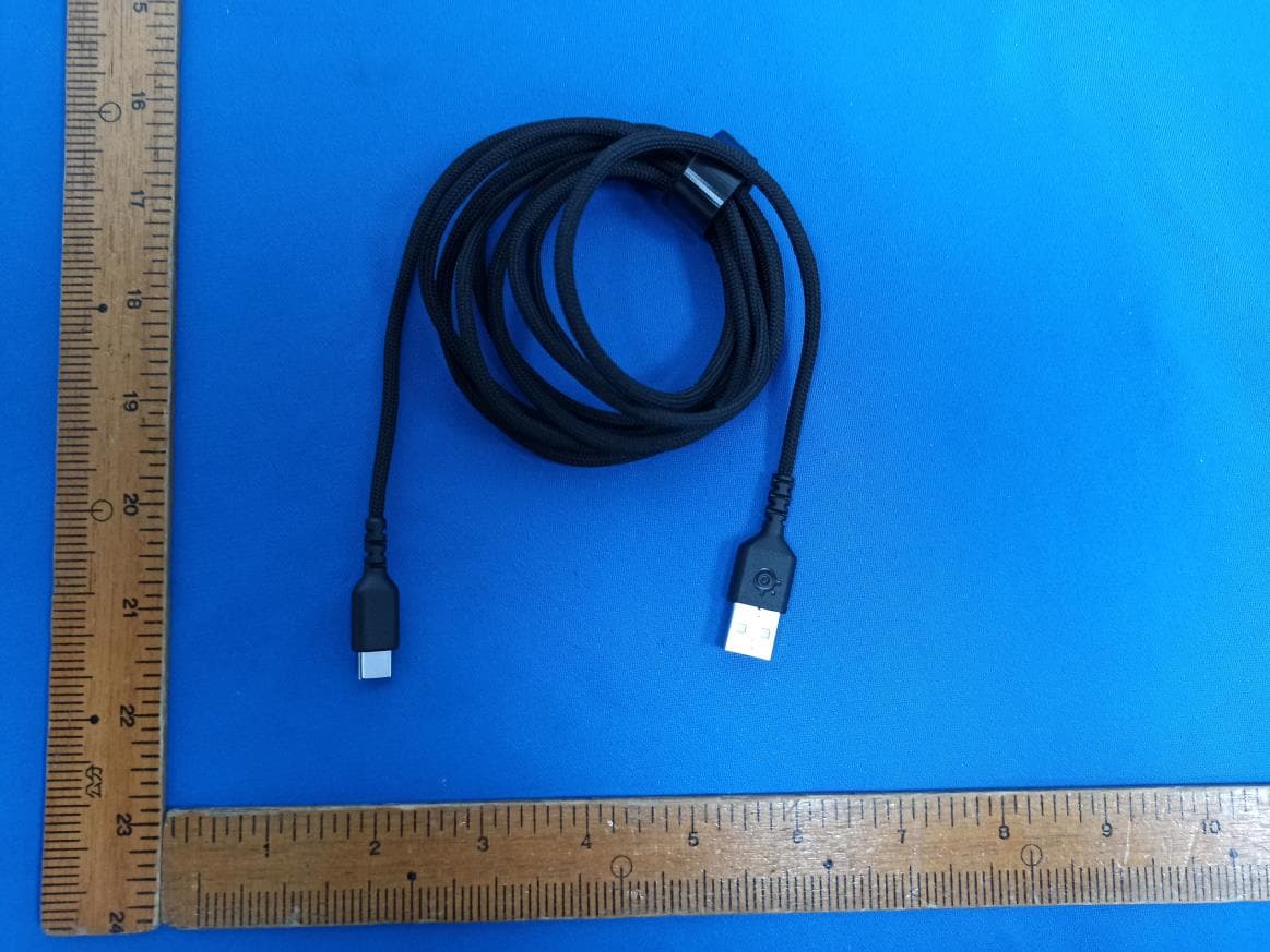 Transceiver - FCC ID ZHK-M00030TX - SteelSeries ApS (2)