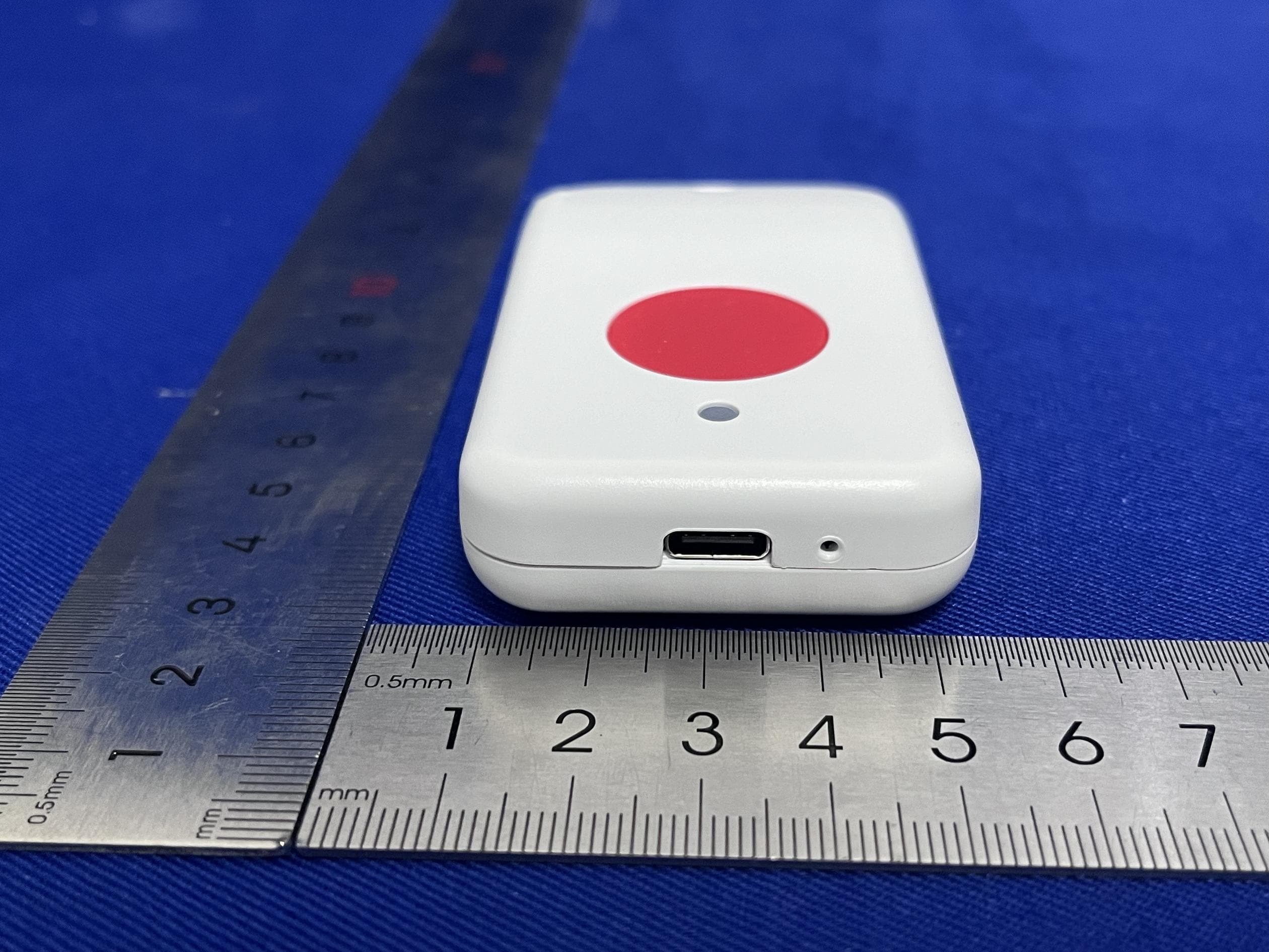 LoRaWAN Tracker - FCC ID ZHZTRACD - Dragino Technology Co., Limited. (2)