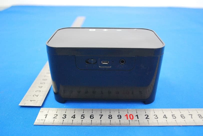 Bluetooth Speaker - FCC ID ZJPBC03BC03F - Shenzhen SKY DRAGON Audio-video Technology Co.LTD (4)
