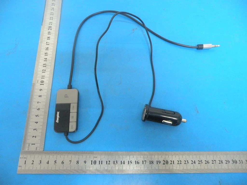 FM Transmitter - FCC ID ZJV-ENGFMT4 - Premier Accessory Group (3)
