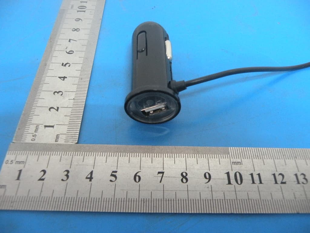 FM Transmitter - FCC ID ZJV-ENGFMT4 - Premier Accessory Group (2)