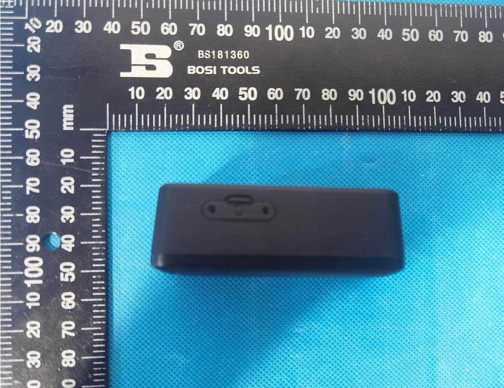 Tracker - FCC ID ZKQ-P61G - Micron Electronics LLC. (4)