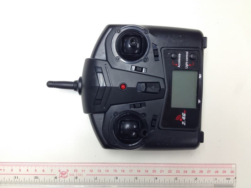 Radio Control Toys Transmitter - FCC ID ZKW20110520002 - Chenghai Udirc Toys Co.,Ltd (2)