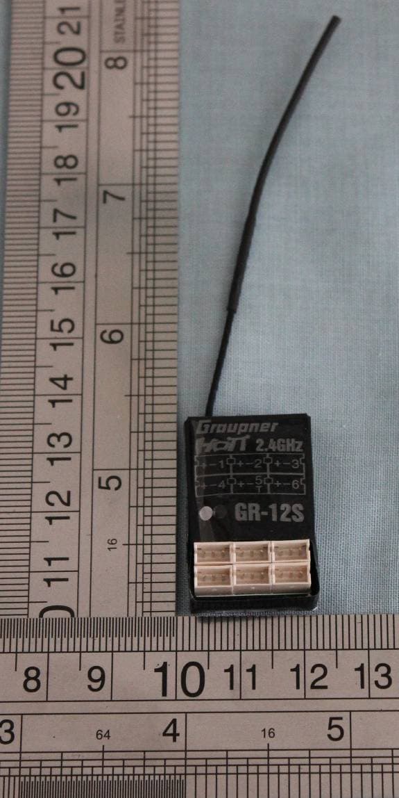 Receiver GR-12S HoTT - FCC ID ZKZ-33505 - Graupner GmbH & Co. KG