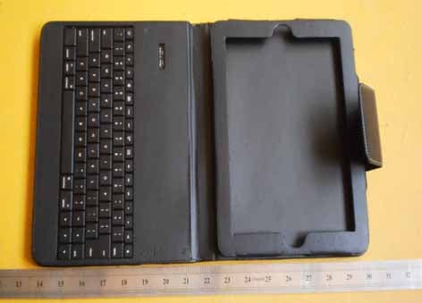 wireless keyboard - FCC ID ZLM-EBOOK02 - SHENZHEN WUCHUAN NET TECH CO., LTD. (3)