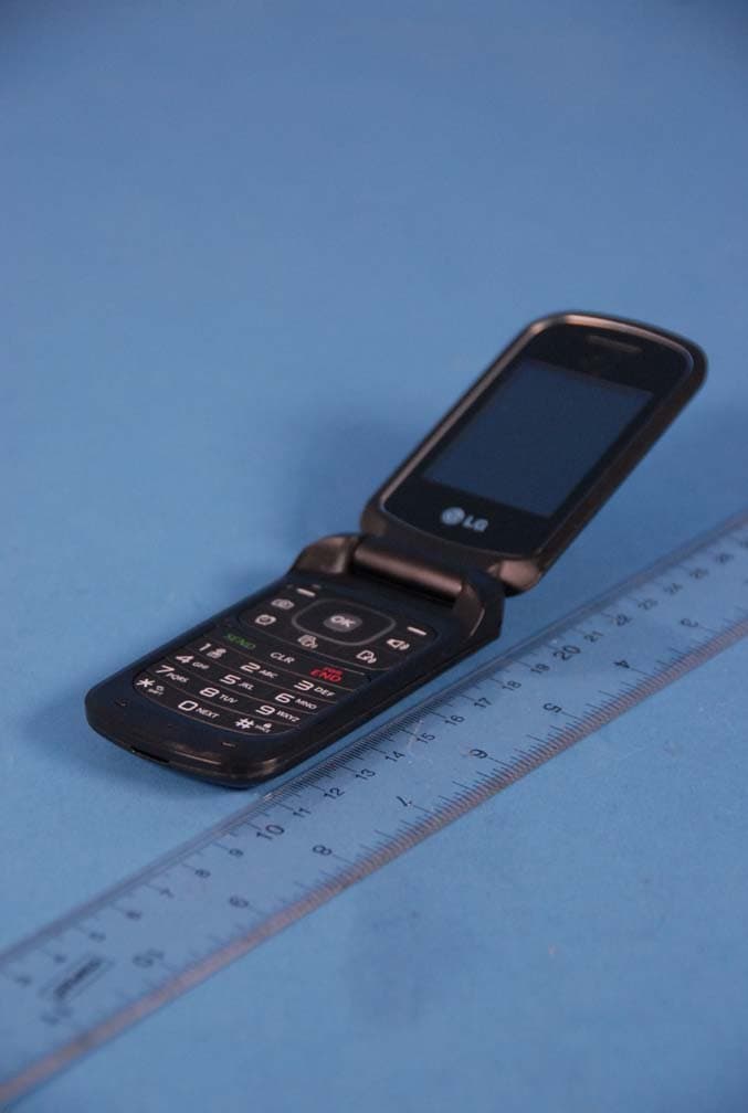 Cellular/PCS CDMA Phone with Bluetooth - FCC ID ZNFAN160 - LG Electronics USA, Inc.