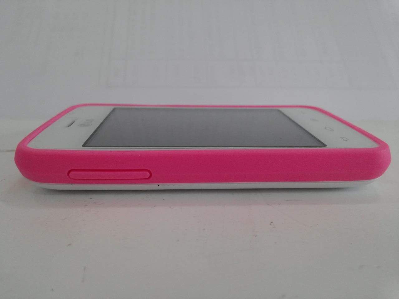 Cellular/PCS GSM and Cellular WCDMA Phone with WLAN and Bluetooth - FCC ID ZNFD120F - LG Electronics USA, Inc. (2)