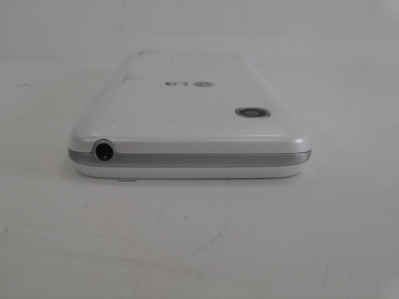 Cellular/PCS GSM/EDGE/WCDMA Phone with WLAN and Bluetooth - FCC ID ZNFD150G - LG Electronics USA, Inc. (5)