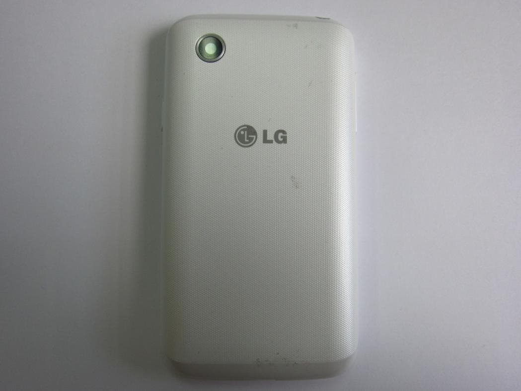 Multi-band WCDMA/GSM/EDGE Phone with WLAN and Bluetooth - FCC ID ZNFD160G - LG Electronics USA, Inc.