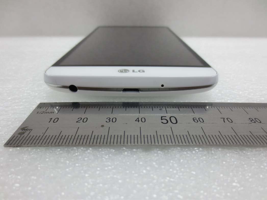 Cellular/PCS GSM/WCDMA Phone with WLAN and Bluetooth - FCC ID ZNFD690 - LG Electronics USA, Inc. (3)