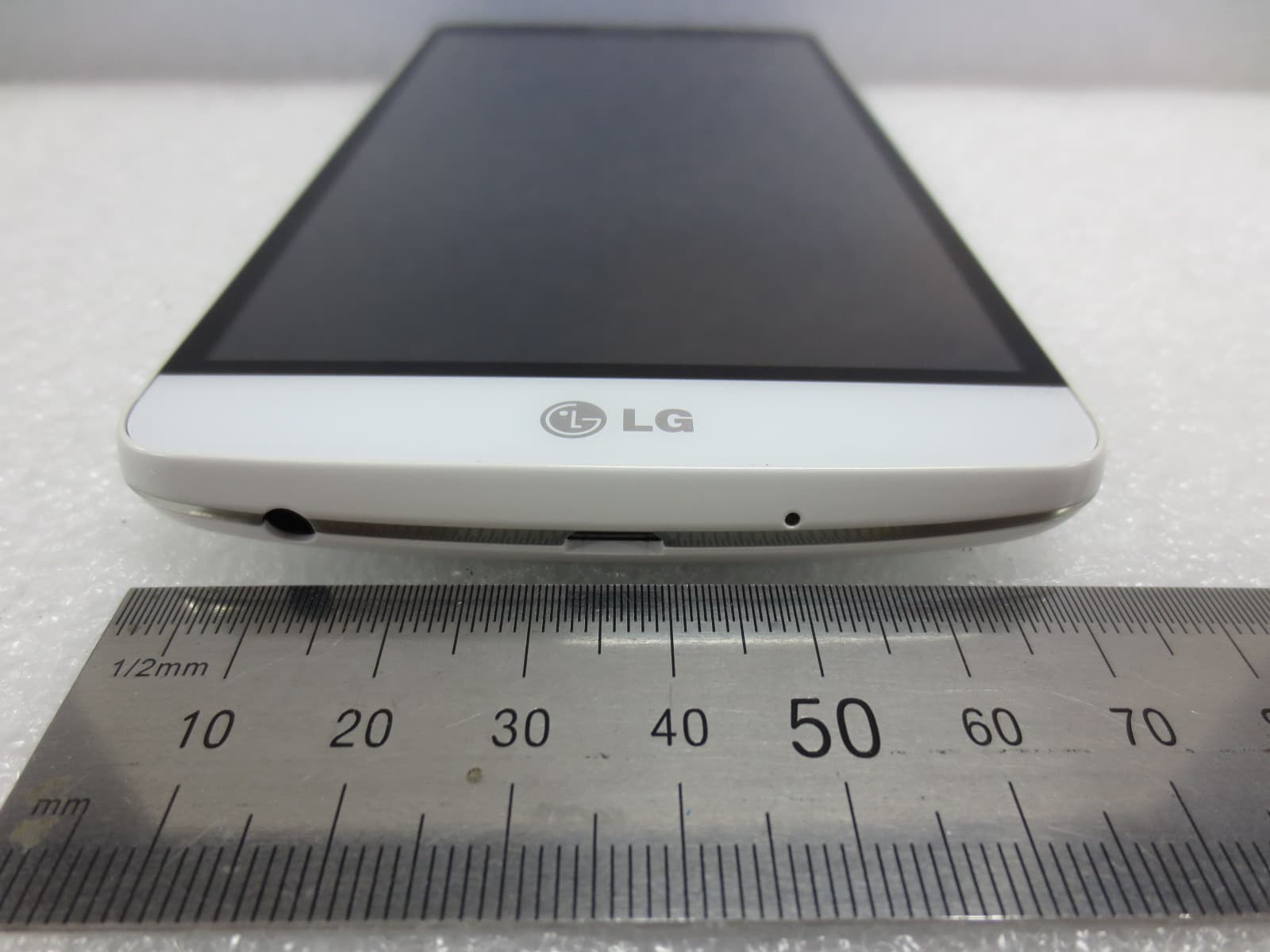 Cellular/PCS GSM/WCDMA Phone with WLAN, Bluetooth and RFID - FCC ID ZNFD690N - LG Electronics USA, Inc.