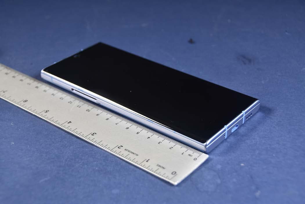 Portable Handset - FCC ID ZNFF100TM - LG Electronics USA, Inc. (1)