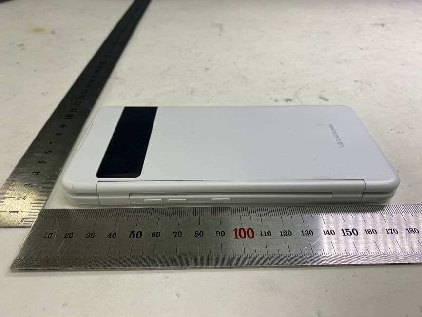 Portable Handset - FCC ID ZNFG910HMW - LG Electronics USA, Inc. (5)