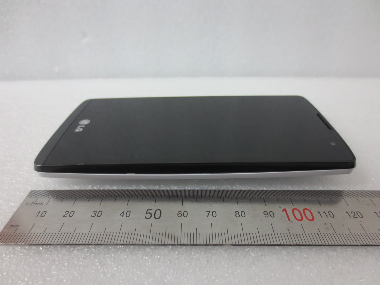 Cellular/PCS GSM/WCDMA Phone with WLAN and Bluetooth - FCC ID ZNFH326G - LG Electronics USA, Inc. (3)