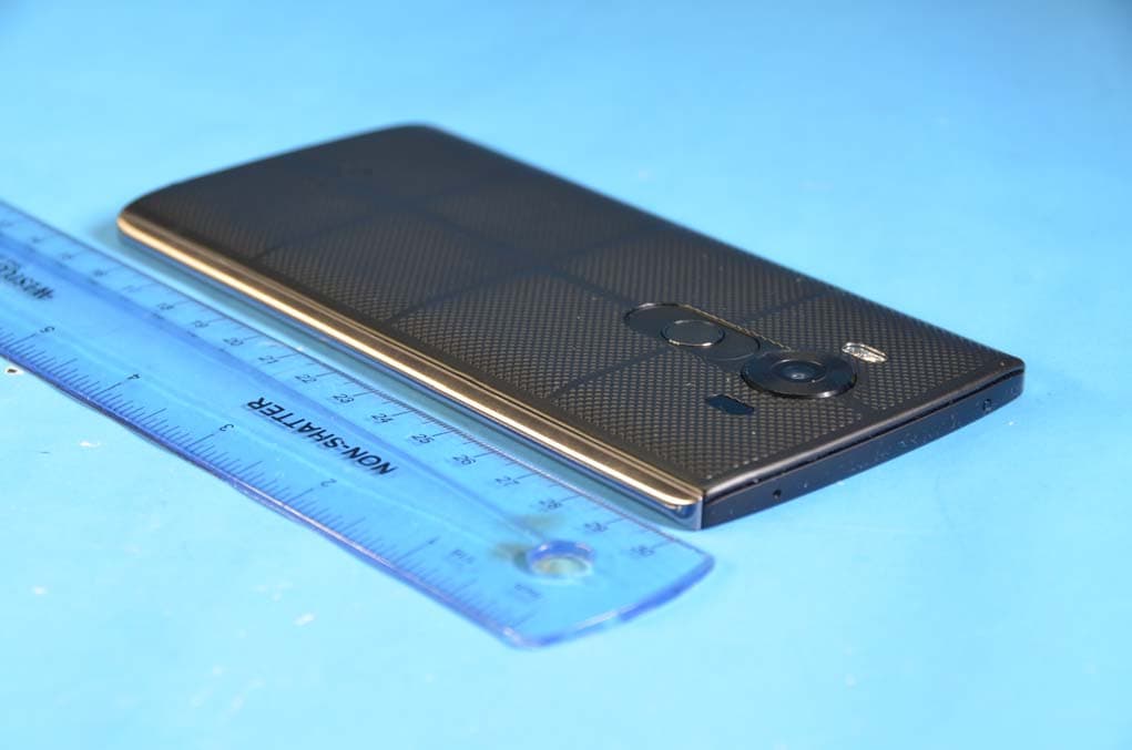 Multi-band GSM/EDGE/WCDMA/LTE Handset with WLAN, Bluetooth, RFID - FCC ID ZNFH901 - LG Electronics USA, Inc.