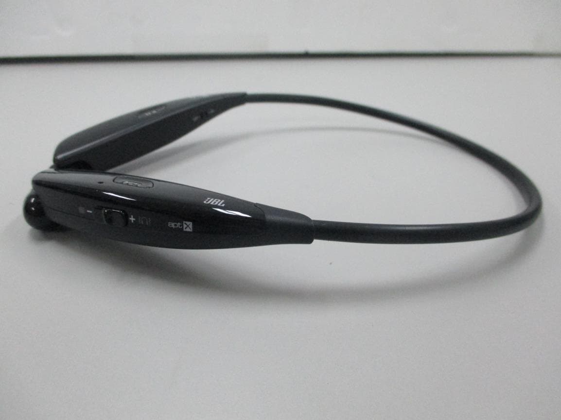 Bluetooth Stereo Headset - FCC ID ZNFHBS810 - LG Electronics USA, Inc. (2)