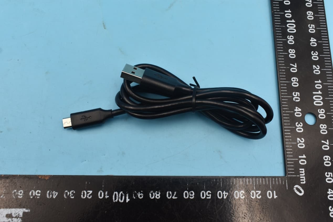 Smartphone (LTE, GSM, BT, WIFI) - FCC ID ZNFK310IM - LG Electronics USA, Inc. (3)