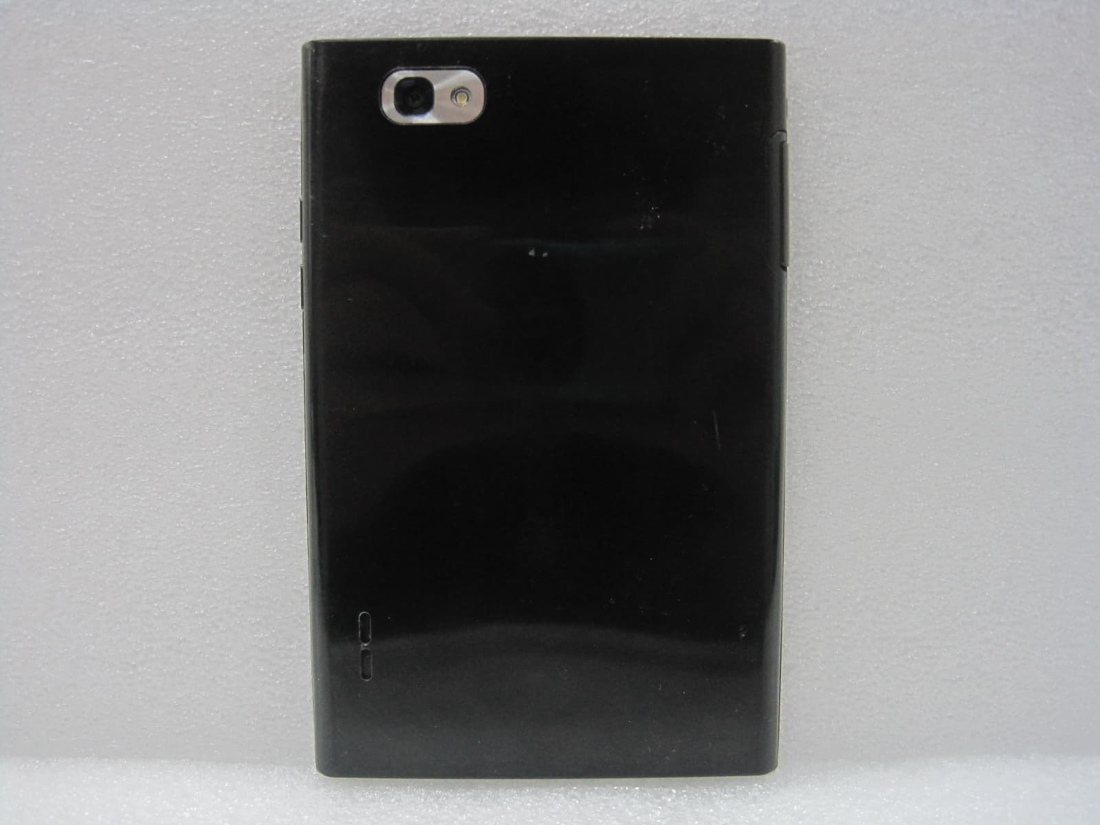 PCS GSM Phone with WLAN, Bluetooth and RFID - FCC ID ZNFL06D - LG Electronics USA, Inc.