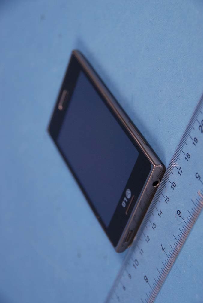 Cellular/PCS GSM/WCDMA Phone with WLAN and Bluetooth - FCC ID ZNFL40G - LG Electronics USA, Inc. (2)