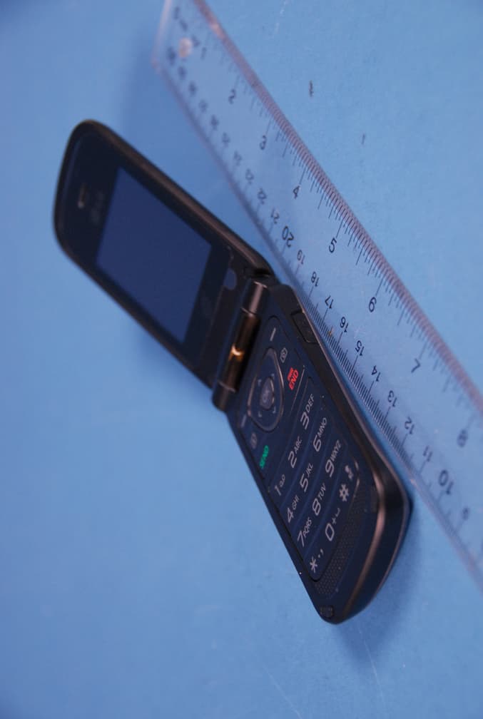 Cellular/PCS GSM Phone with Bluetooth - FCC ID ZNFLG430G - LG Electronics USA, Inc. (2)
