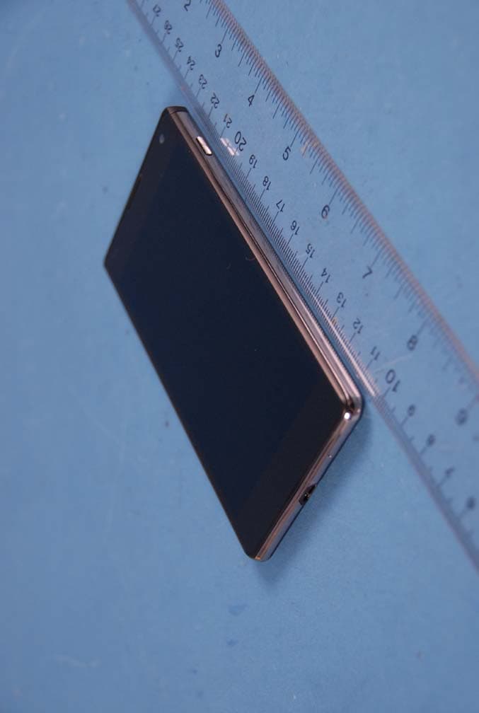 Cellular/ PCS CDMA Phone with PCS LTE, WLAN, Bluetooth and RFID - FCC ID ZNFLS970 - LG Electronics USA, Inc.