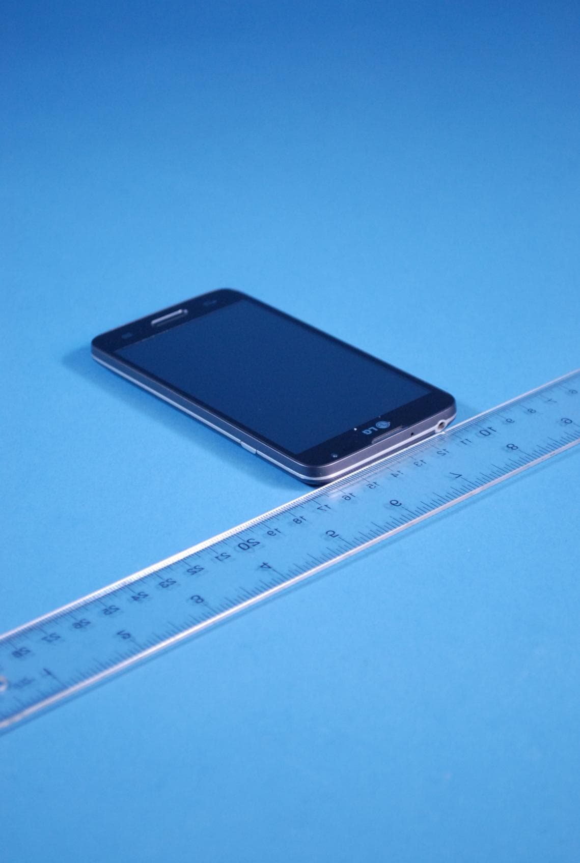 Multi-band GSM/EDGE/UMTS Phone with WLAN and Bluetooth - FCC ID ZNFMS323 - LG Electronics USA, Inc.