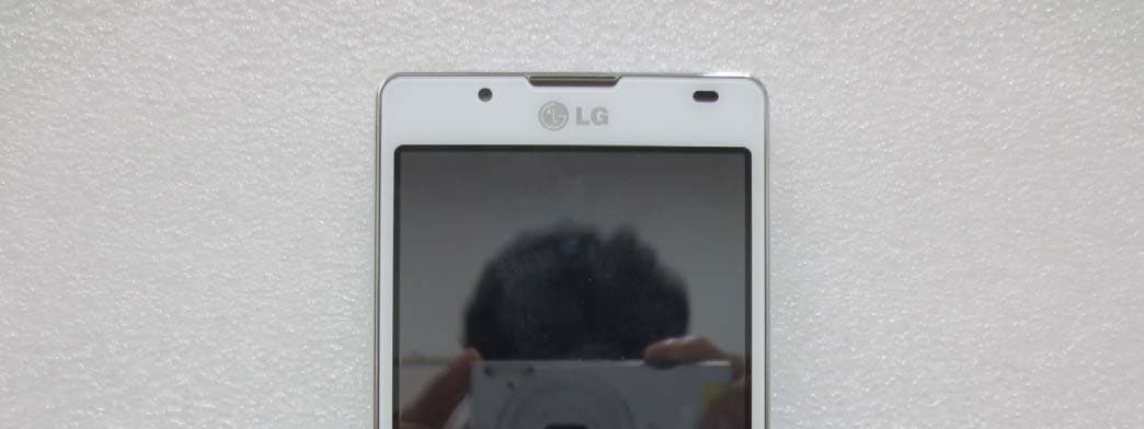 Cellular/PCS GSM and PCS WCDMA Phone with WLAN, Bluetooth and RFID - FCC ID ZNFP710 - LG Electronics USA, Inc. (2)