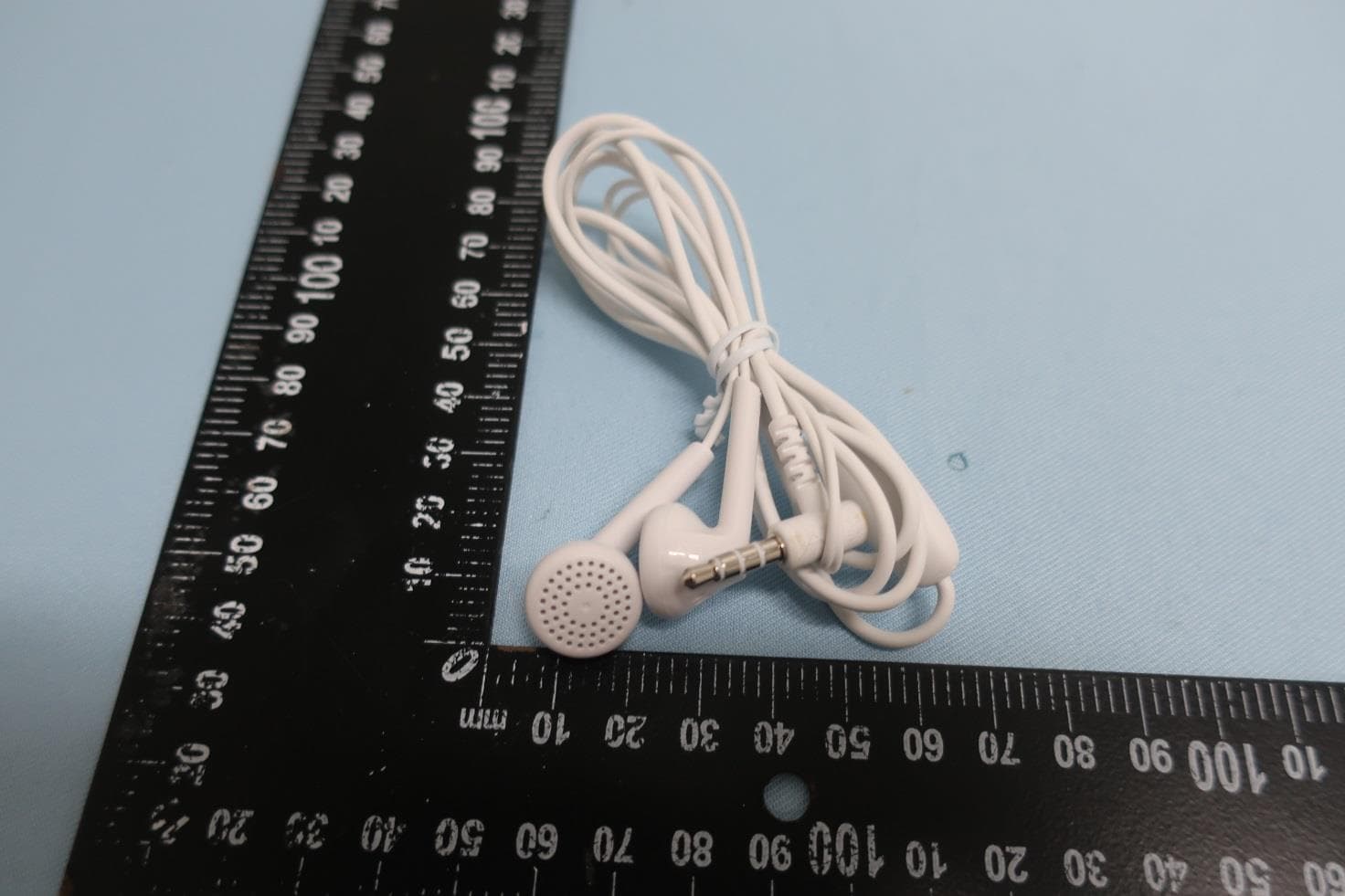 Mobile Phone - FCC ID ZNFQ630EAW - LG Electronics USA, Inc. (5)