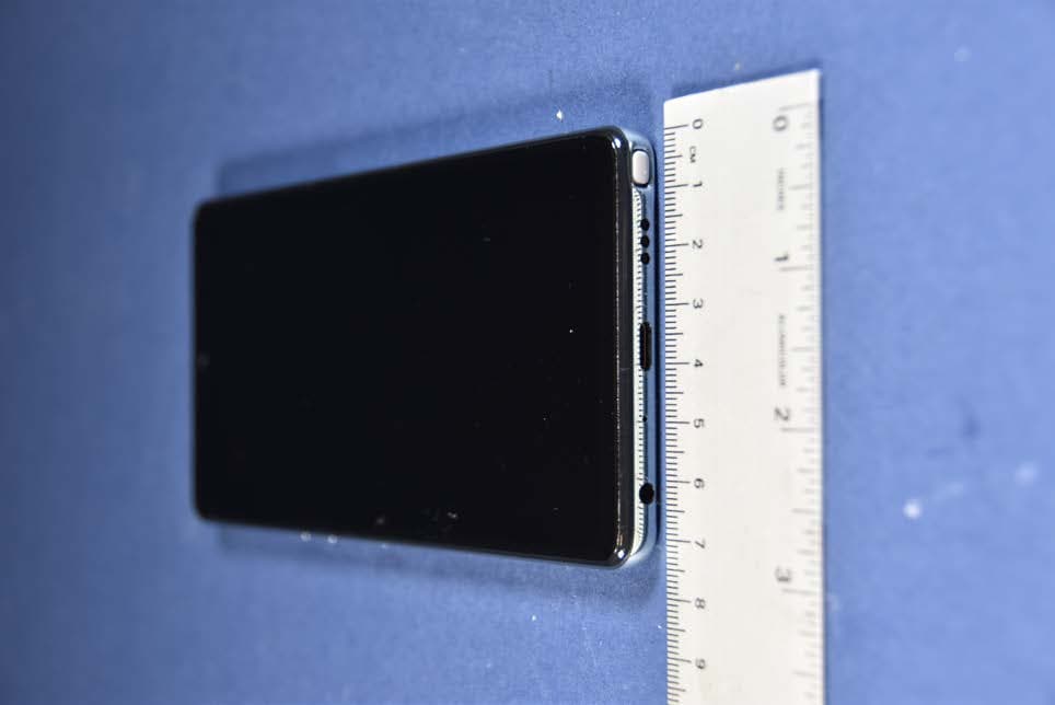 Portable Handset - FCC ID ZNFQ730TM - LG Electronics USA, Inc. (4)
