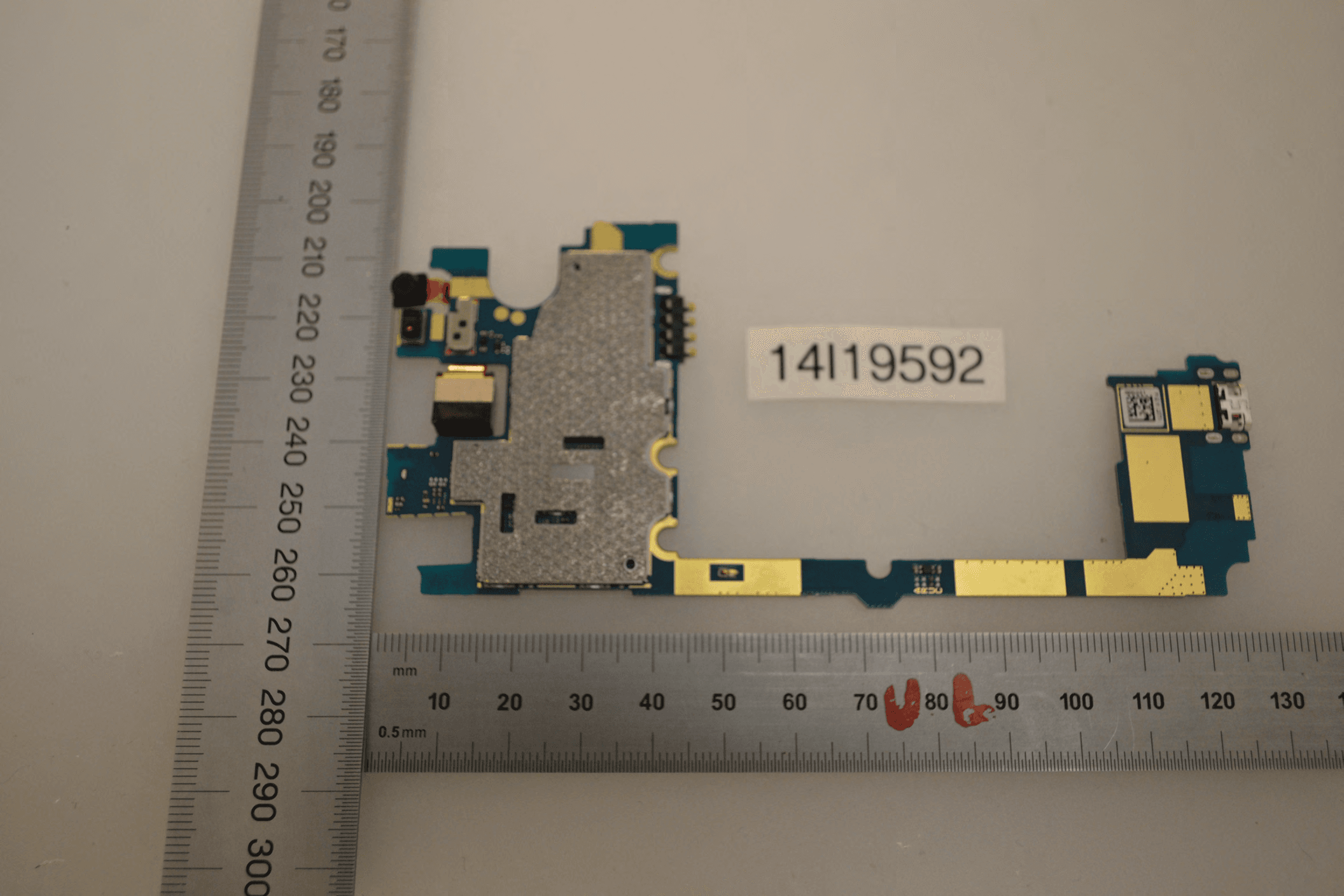 CDMA/LTE PHONE + BLUETOOTH & 2.4GHz DTS b/g/n - FCC ID ZNFUS550 - LG Electronics USA, Inc. (5)