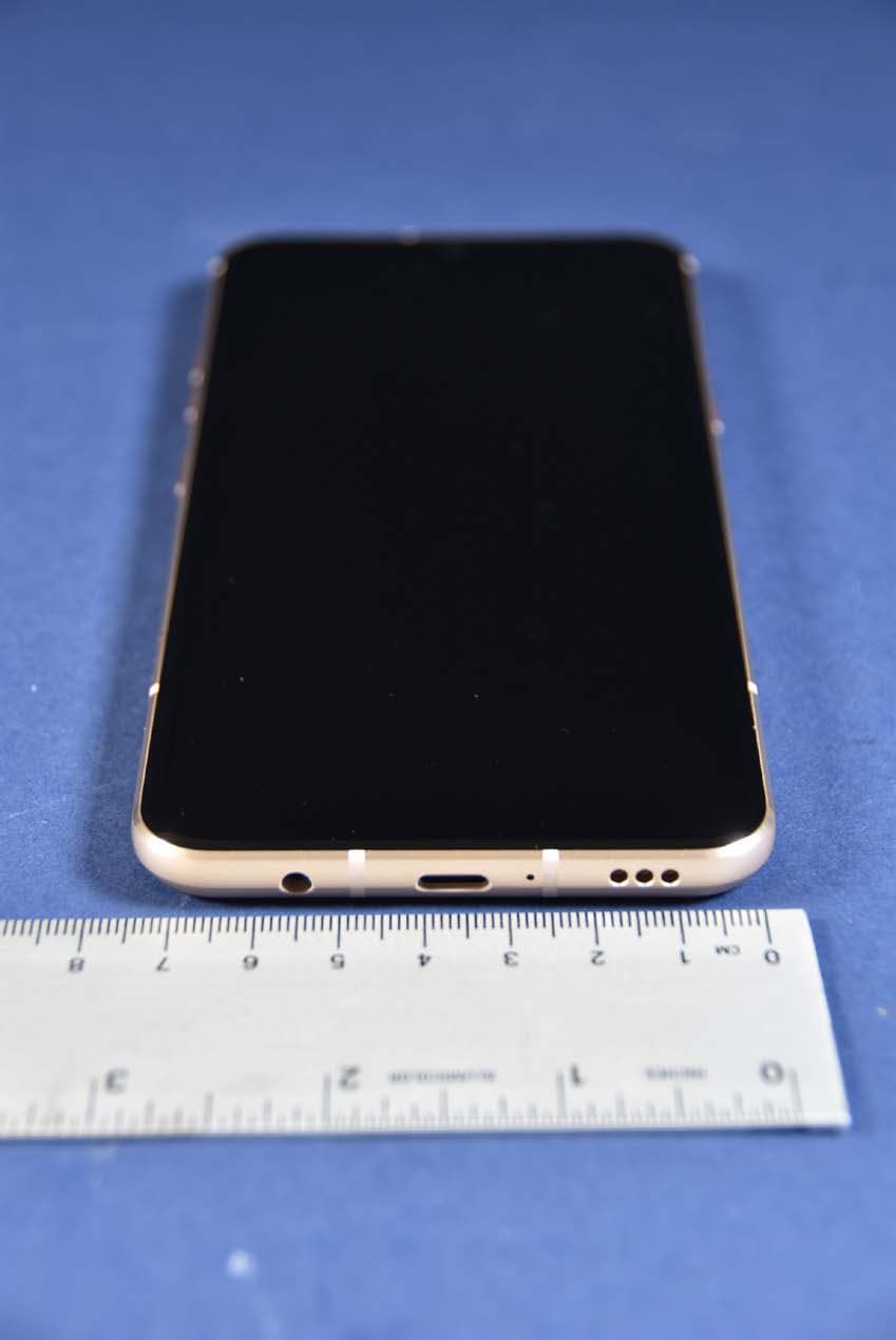 Portable Handset - FCC ID ZNFV600AM - LG Electronics USA, Inc. (2)