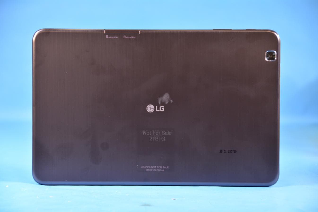 Portable Tablet with Bluetooth, WLAN and RFID - FCC ID ZNFV940N - LG Electronics USA, Inc.