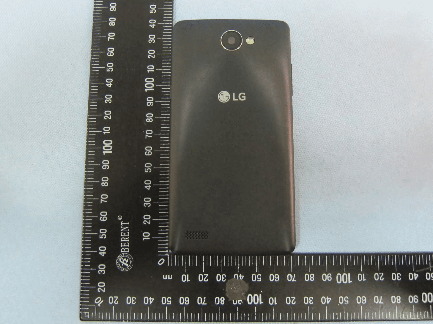 EUT is a mobile phone supports GSM850/1900, WLAN 2.4G, Bluetooth 3.0+4.0 - FCC ID ZNFX150 - LG Electronics USA, Inc. (3)