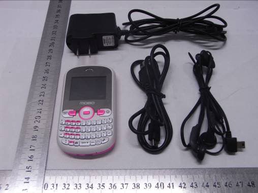 GSM MOBILE PHONE - BLUETOOTH PORTION - FCC ID ZOJKRAZE - MOBO USA CORP