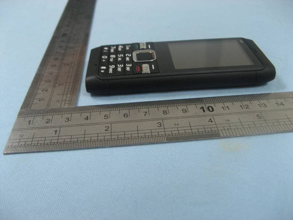 GSM Mobile Phone - FCC ID ZOJKROME - MOBO USA CORP (4)