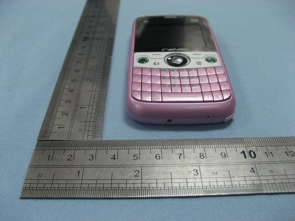 GSM MOBILE PHONE - FCC ID ZP7Q8 - CELL CITY INC. (3)