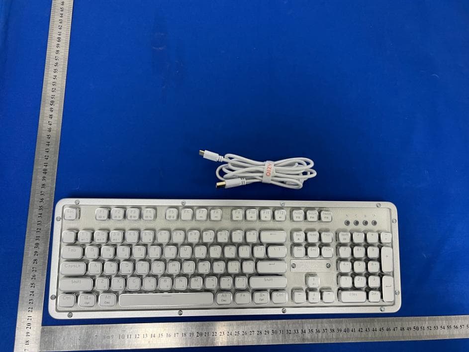 A PREMIUM WIRELESS MECHANICAL KEYBOARD - FCC ID ZPY-MKRCP - AZIO Corporation
