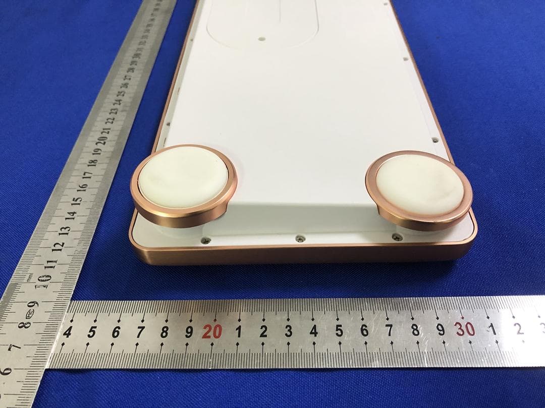 Keyboard - FCC ID ZPYMK-RETRO-BT5 - AZIO Corporation (2)