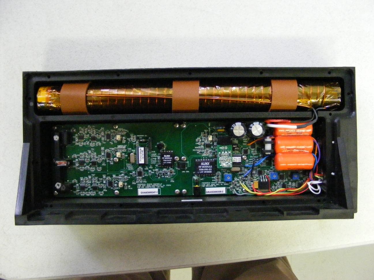 Surface Proximity Module - FCC ID ZQ3-SPS-SPROX - Strata Proximity Systems LLC (3)